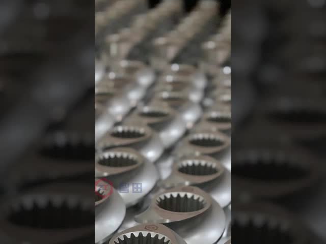 高磨合金鋼双螺栓挤出機 螺紋エレメント 45mm Dia L/D 40-48 500°C 耐熱 PVC / PC粒化用