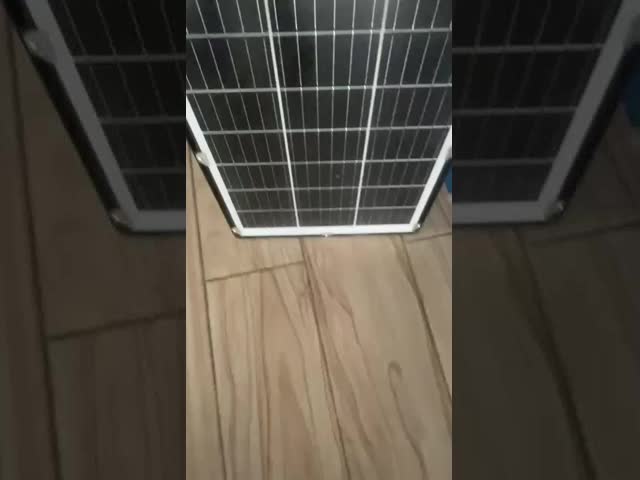 Все в одном 45 Вт интегрированный солнечный светодиодный уличный свет с монокристаллическим кремниевым, высоким световым потоком, литийной батареей 12,8 В- 30 АГ и дистанционным управлением видео