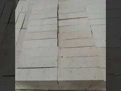 Standard Size High Alumina Insulating Fire Bricks for Ceramic Kiln in Yellow