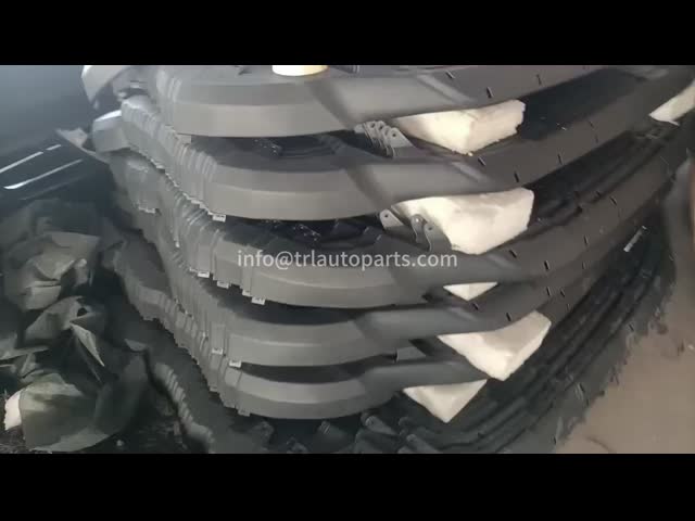 52411-0R180 トヨタ RAV4 2019 フロントバンパー 下唇プレート 交換 524110R180