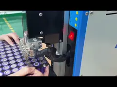 Все в одном портативный аккумулятор сварщик с точки вертикальный аккумулятор сварка никелевой пластины video