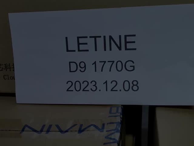 クリプトマイニング ビットメイン アントマイナー D9 1.77 Th/S エスネットインターフェイス 4 ファンの付属