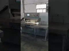 Режущая машина для гильотинового ножа 115E Полярная гильотиновая бумажная резка с компьютеризированным управлением video