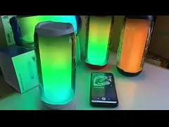 Интеллектуальный личный помощник без беспроводной динамики с 3D звуком и светодиодным светом video