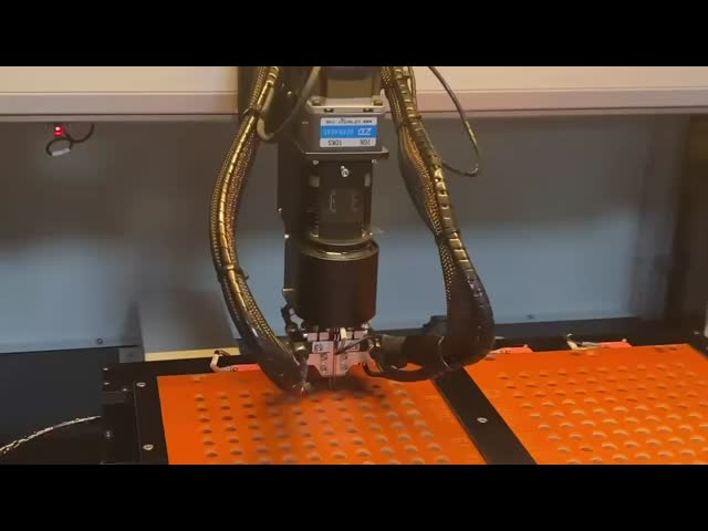 Полностью автоматическая односторонняя вращающаяся электрическая сварочная головка видео