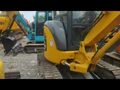 Excavateur Komatsu 35, une miniature