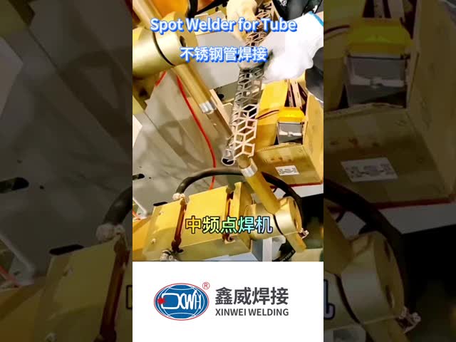 Сварщик Spotter сварочного оборудования сопротивления неподвижного пятна паяя видео