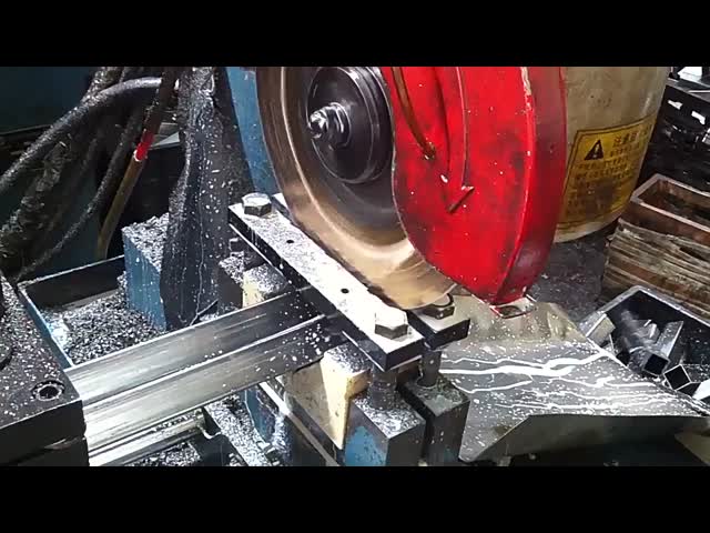 HSS-DMO5 Metal Cutting Saw Blade , Stainless Steel Circular Saw Blade 250 * 1.2