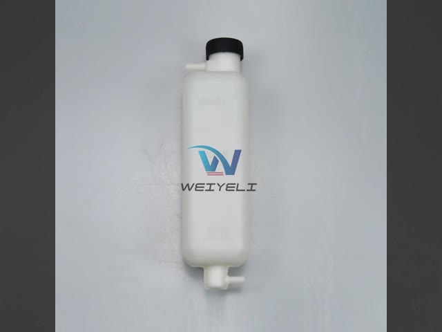 VOE 14668664 Réservoir d'expansion du liquide de refroidissement pour chaudière auxiliaire de protection du moteur EC60 / EC80 vidéo