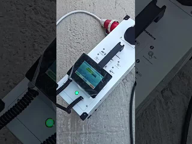 Material portátil rápido rápido da categoria TPU da proteção do carregador IP43 da C.C. 15KW 38A EV