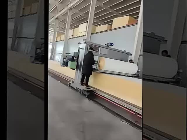 Continuous Auto Foaming Line Long Foam Block Horizontal Peeling Machine ±0.2mm Cutting Tolerance