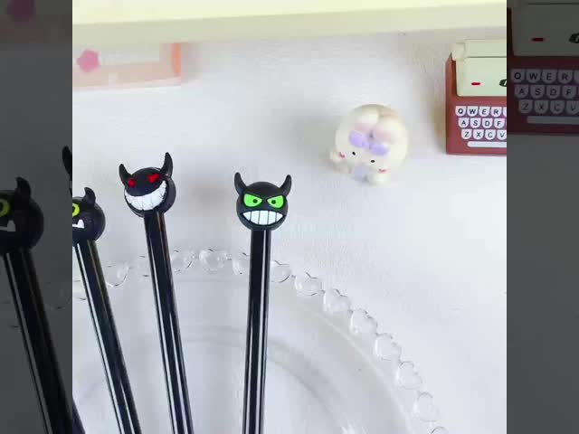 Halloween Plastic Black Ghost Gel Pen Creative Cool Gift Devil Signature Pen