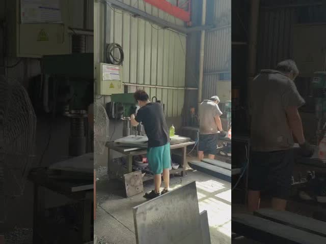 100% A5 Quality Cyanide Powder Resin Melamine Raw Material For Tableware