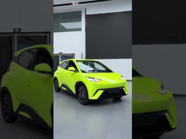 Новые энергетические электромобили BYD Автомобиль Четырехколесный седан видео