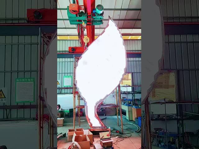 建築装飾が簡単になったP4 LEDディスプレイ画面とマイクロUSBインターフェース