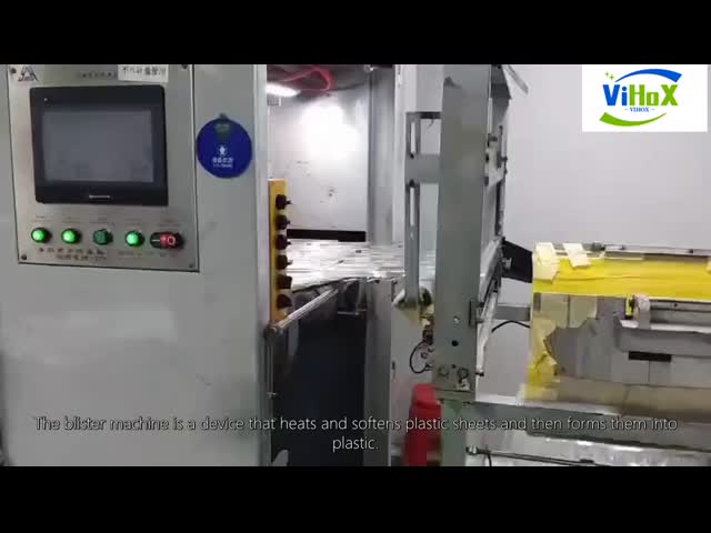 Multi Function Vacuum Forming Machine Produces 0.12mm-2mm Products