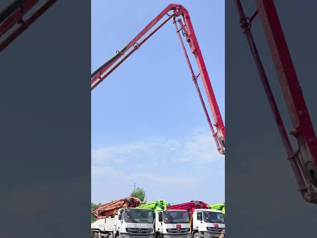 Пуцмайстер 38м Бетонный насос с подержанным бумом и бетонным насосом видео