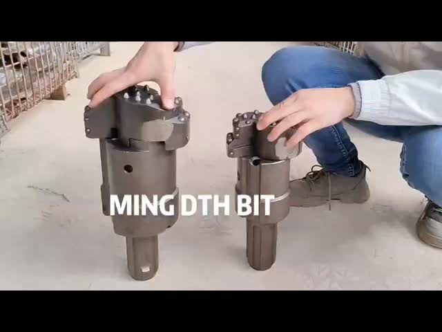 Waterwell 219mmのための穴のハンマー ビットの下で対称的なRotoringの翼の包装の穴あけ工具
