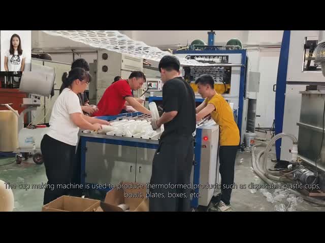 水冷蔵されたプラスチックシート加熱形作機