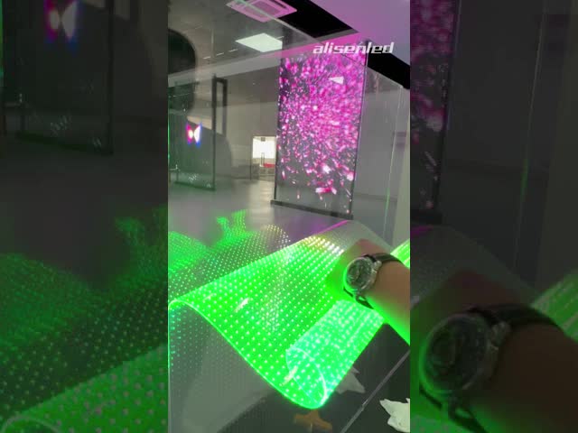 柔軟な透明LEDフィルムP625ガラスの壁 軽量 高い明るさ