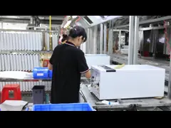 Duvar asılı kondensasyon gaz kazanı hem ısıtma hem de ev kullanımı için sıcak su
