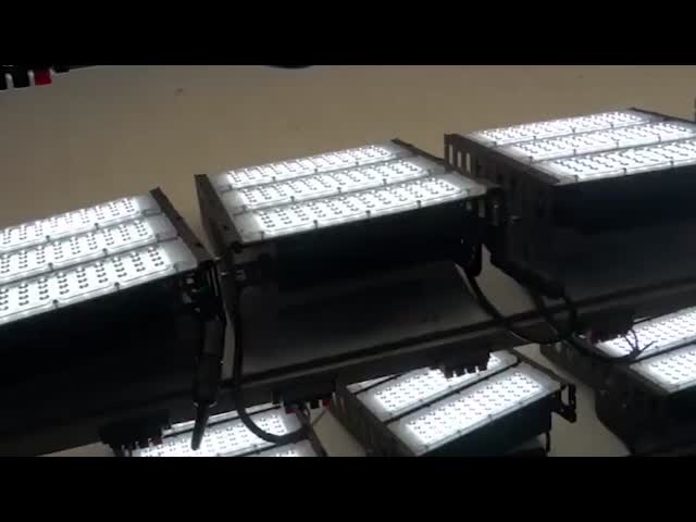 60pcs LED LED 洪水照明 54000-56000lm 光流量オプションと 12 モジュール Qty オプション