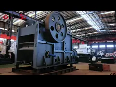 Máquina de trituración de mandíbula de carga pesada para triturar minerales y rocas
