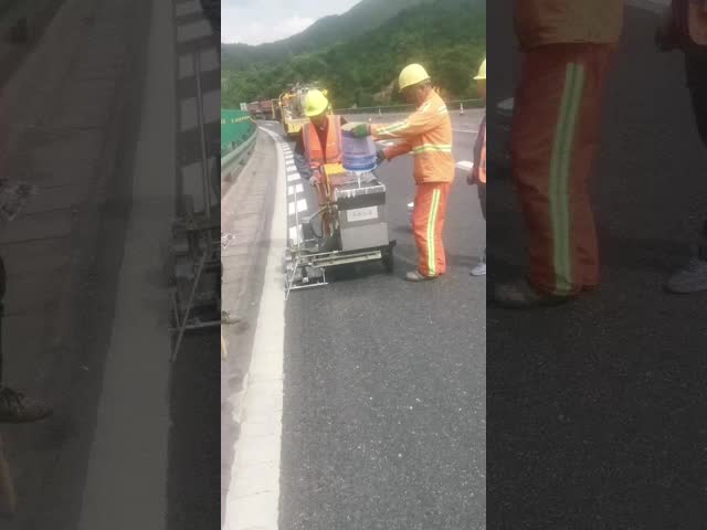 2つのコンポーネント 道路線 ストライプマーク マシン スクラッピング バージョン
