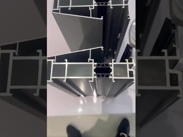 Профили из горячо прокатаной стали с полых профилей Профили из нержавеющей стали С профиль