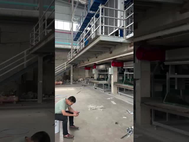 EPS冷蔵魚箱のための自動真空EPS泡鋳造機