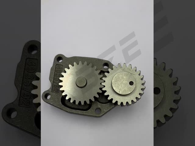 6735-51-1111 4935792 KBZE ブランド エグゼバター PC200-6 KOMATSU 6D102 & Cummins 6BTのための新しいエンジンオイルポンプ