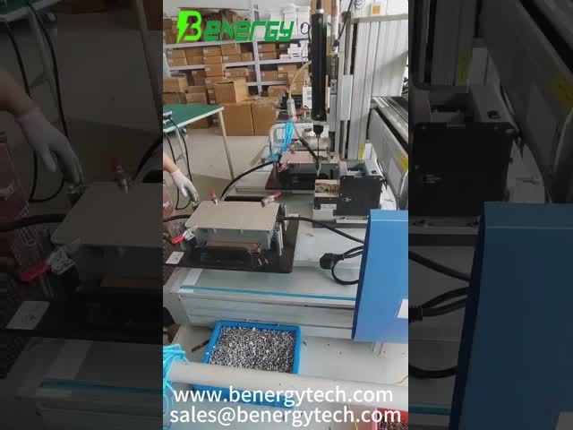 Efficient Forklift Battery Charger For Extreme Temperatures 55℃～﹢100℃ 20A