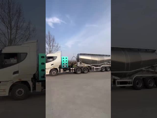 Versatile 30-70m³ Cement Powder Tanker for Various Industrial and Commercial Applications