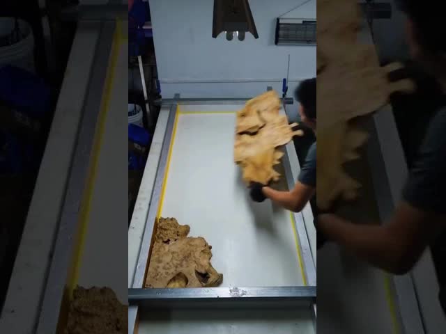 UV 安定性 豪華な外観のために深層噴出エポキシ樹脂 輝く仕上げ