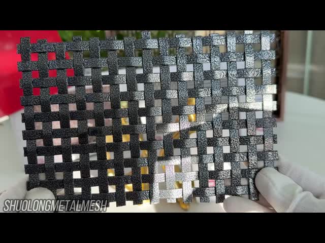 カスタマイズされた厚さ 建築用メタルメッシュ粉末コーティング