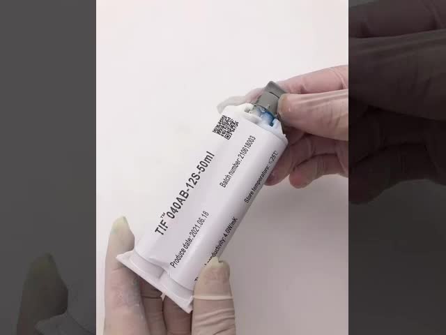 熱パット 4.0W シリコン 熱保温 油脂 低耐熱性 LED用熱伝導パスト