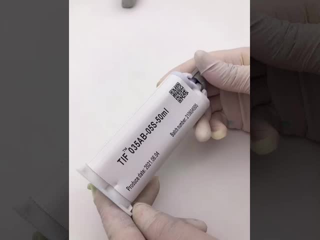 カスタマイズされた熱伝導性ジェル 電子機器用熱パット熱化合物ジェル