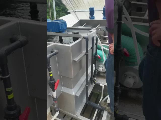 自動スランプ脱水装置 工業廃棄物水処理施設