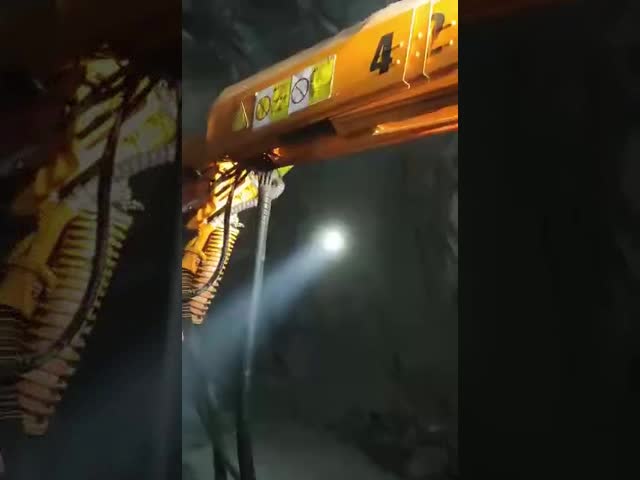 0 - 20km/h ロボット式湿水コンクリートスプレーヤー