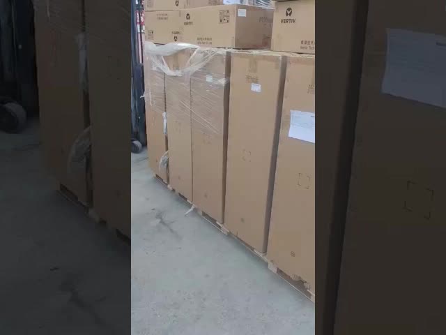 高精度産業用エアコン 8KW 13KW ラボデータセンター サーバールーム