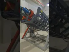 Машина для обработки сырья с помощью ротомольдинга
