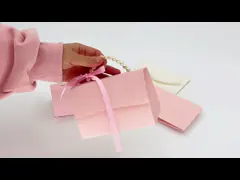 Delicate Valentine'S Day Candy Gift Box Wedding Gift Box Packaging With Handle And Ribbon