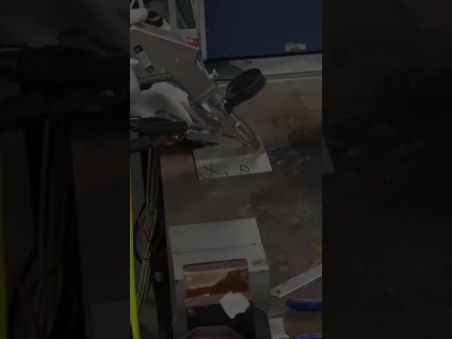 HW Handheld Water-Cooled Laser Welding Head For Welding Steel And Aluminum