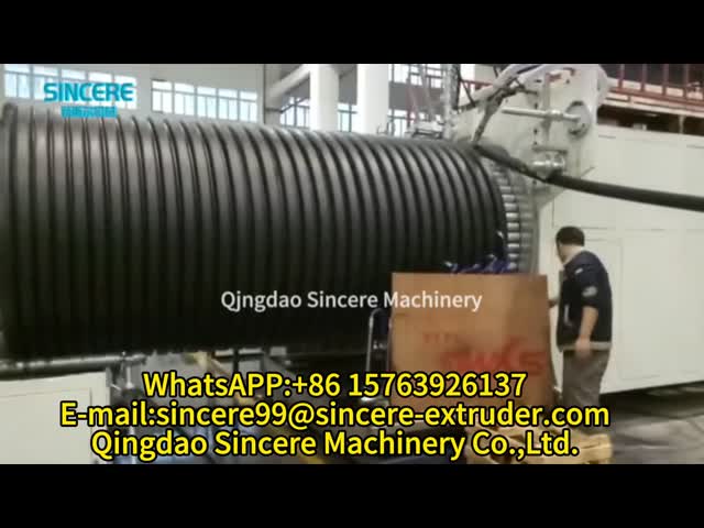 PE ローンドスピラルチューブ製造機械 挤出 波紋管の生産ライン