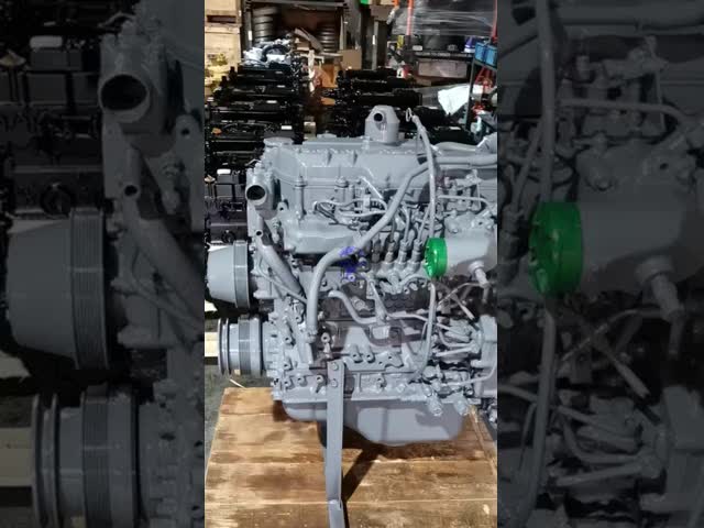 ユーロ3 オリジナル イスズウ エンジン 4HK1 トラックストック用 4シリンダー