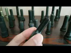 Grado 10.9 Centro de resorte de hojas de automóviles Centro de alfiler Cerrojo en camión video