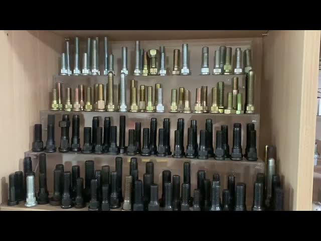 重荷車輪ストッドボルト 自動車用 OEM 16.02mm Knurl 50mm 長さ