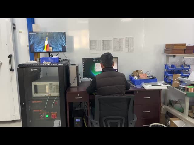 高加益繊維ガラス FRP 屋外オムニダイレクトアンテナ WIFI 18.5x350mm