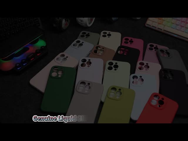 オーダーメイド リアル リキッド シリコン 電話ケース マイクロファイバー内膜 iPhone 16 15
