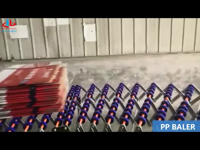1250×1150mmの包装のカートンのための単一の二重熱い溶解PPベルトのカートンの梱包機